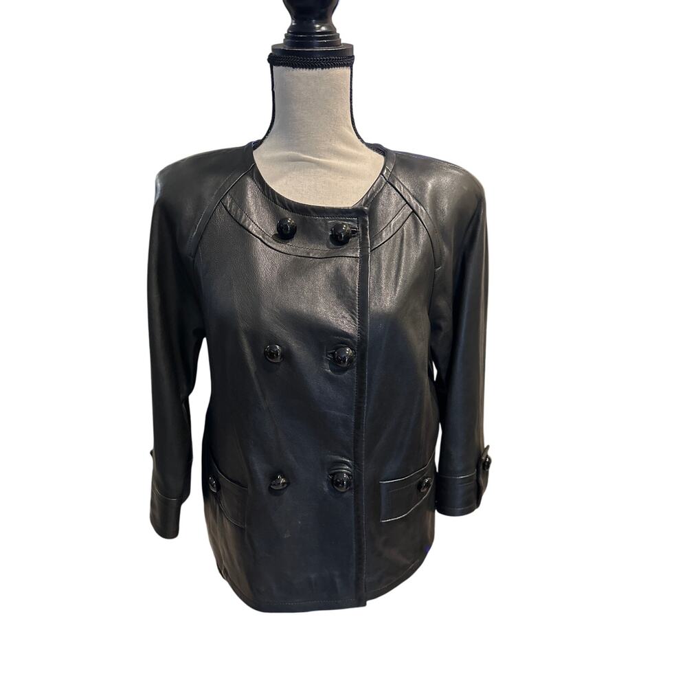 ⭐️ Women’s Talbots Genuine Leather Black Cropped Jacket Size 6   Quiet Luxury